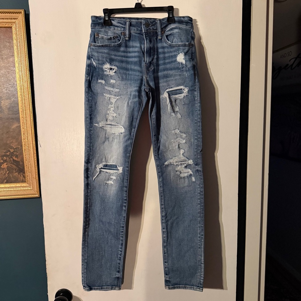 American Eagle Outfitters Men's Light Blue Distressed Slim Jeans